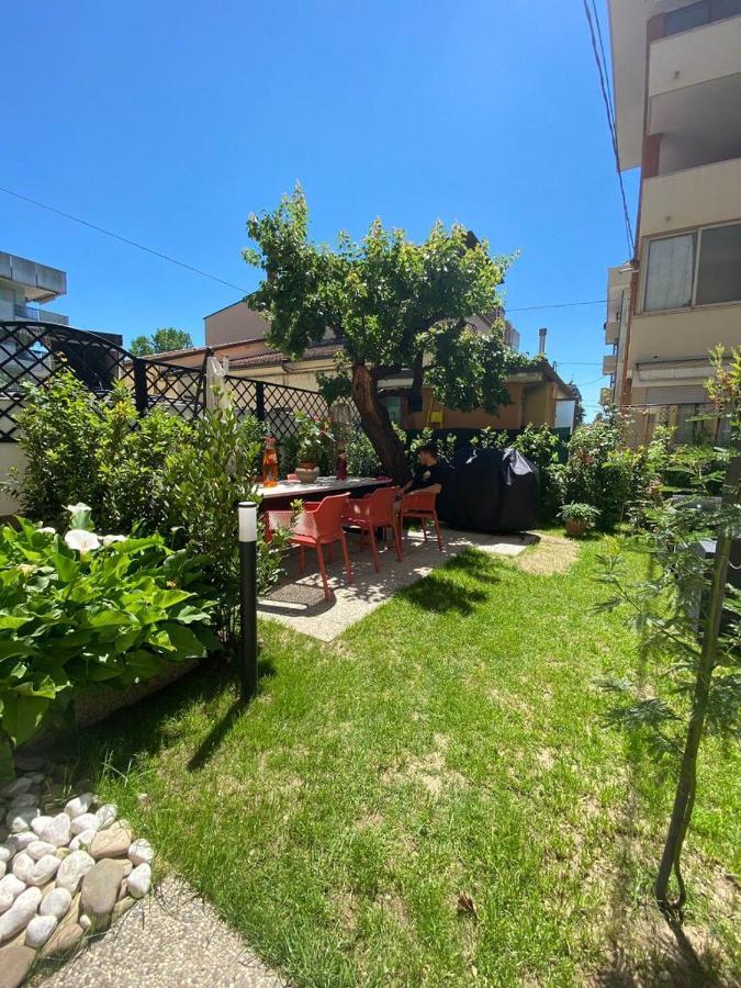 Hotel Maioli Misano Adriatico Eksteriør billede
